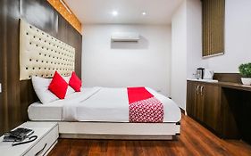 Hotel Sehej Continental At Karol Bagh